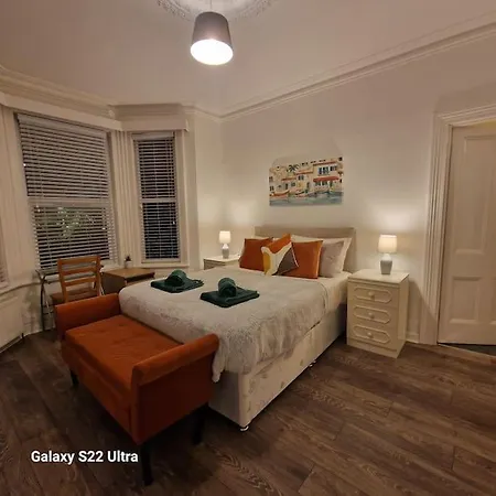 4 Bed Park View House-Free Parking - Sleep 8 Villa Plymouth Exterior photo