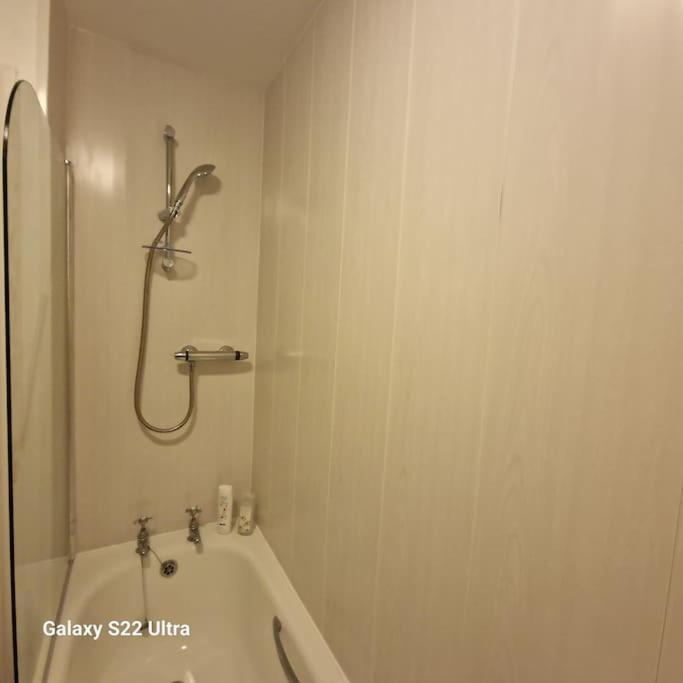 Holiday home 4 Bed Park View House-free Parking - Sleep 8 Plymouth