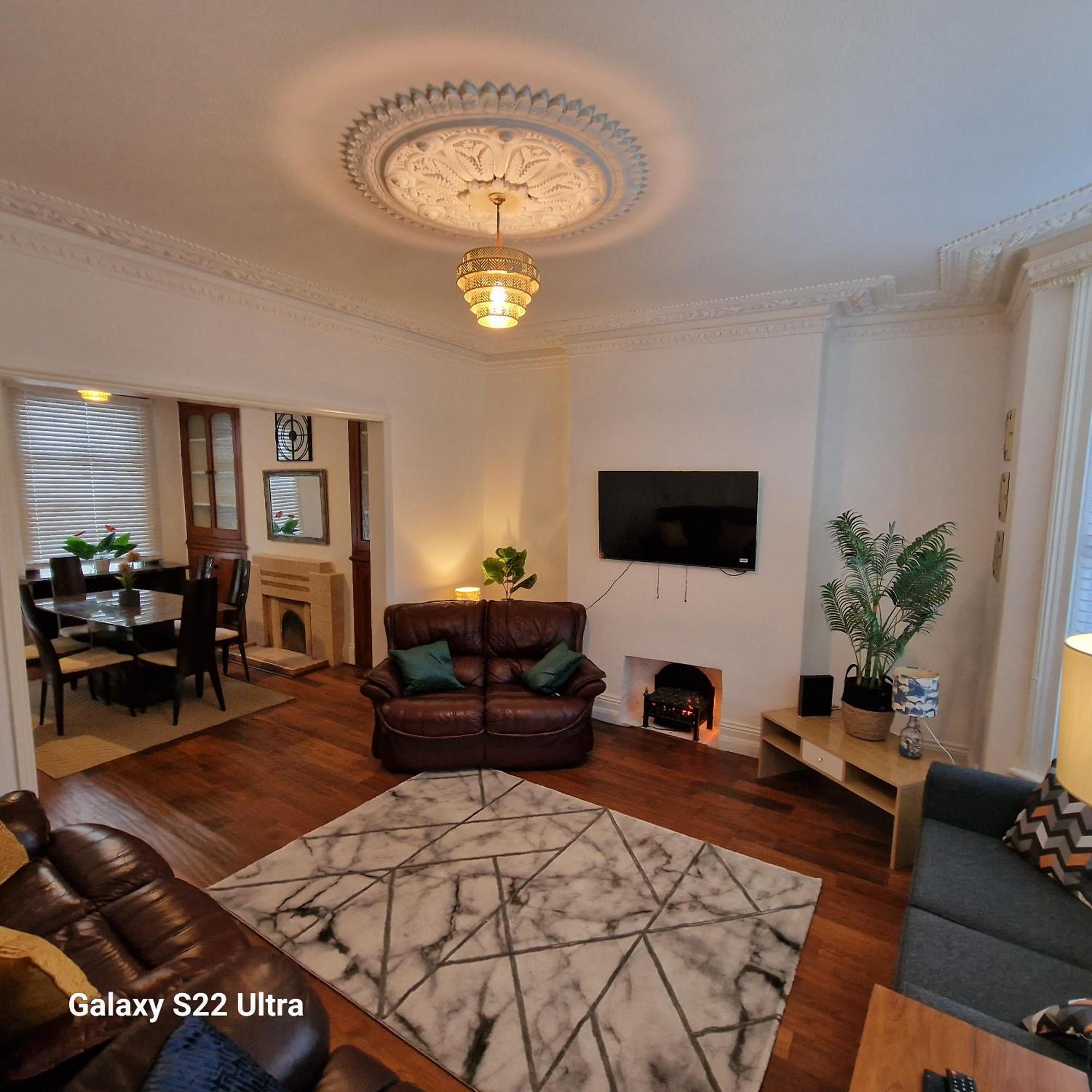 4 Bed Park View House-free Parking - Sleep 8 Plymouth